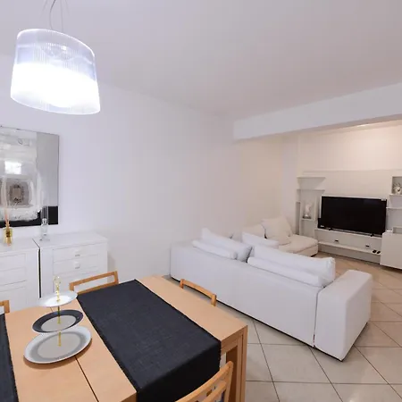 Home&corso Elegant -casa Con Terrazza Privata * Avellino